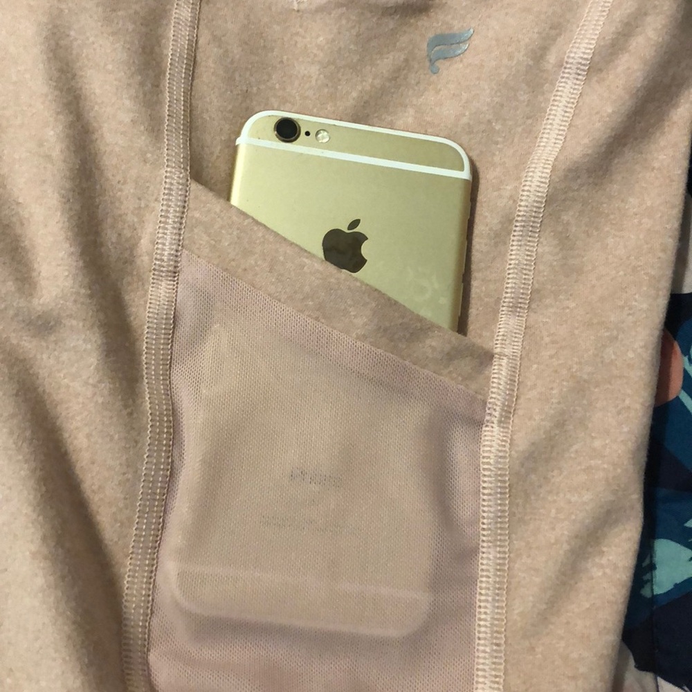 FABLETICS Blush Pink Women’s Athletic Leggings NWOT - Picture 4 of 8